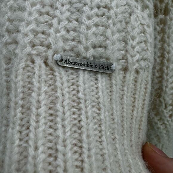 Abercrombie & Fitch Womens Heather Cream Stretch Wool Blend Sweater Size Small - Picture 3 of 8